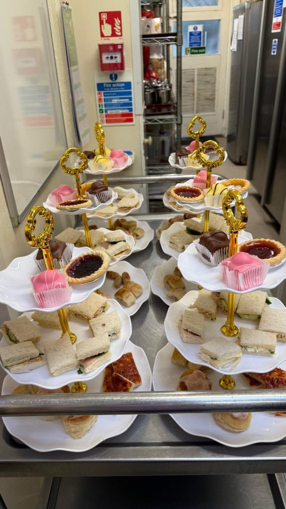 Sandwiches, pastries, and desserts ready to serve